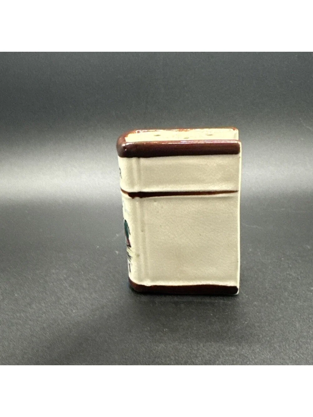 Vintage Pepper Shaker - Vol I